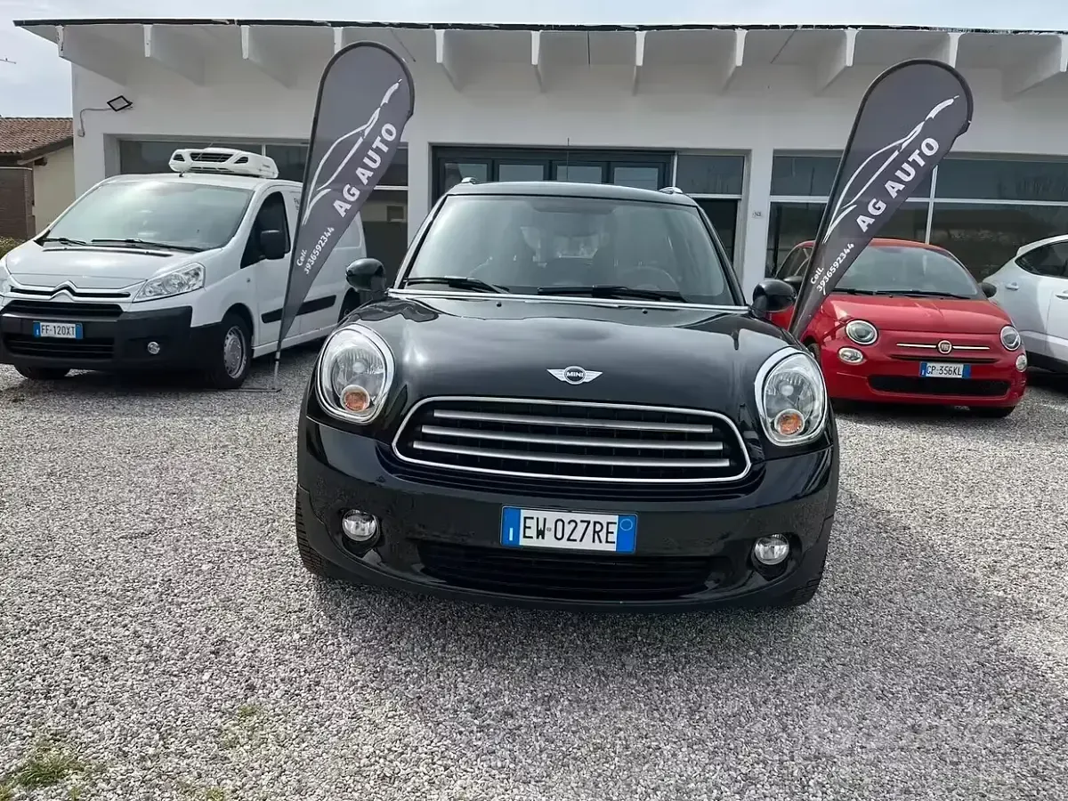 Usata Mini Cooper D Countryman Business 111 CV (81 kW) 2014 Nero SUV
