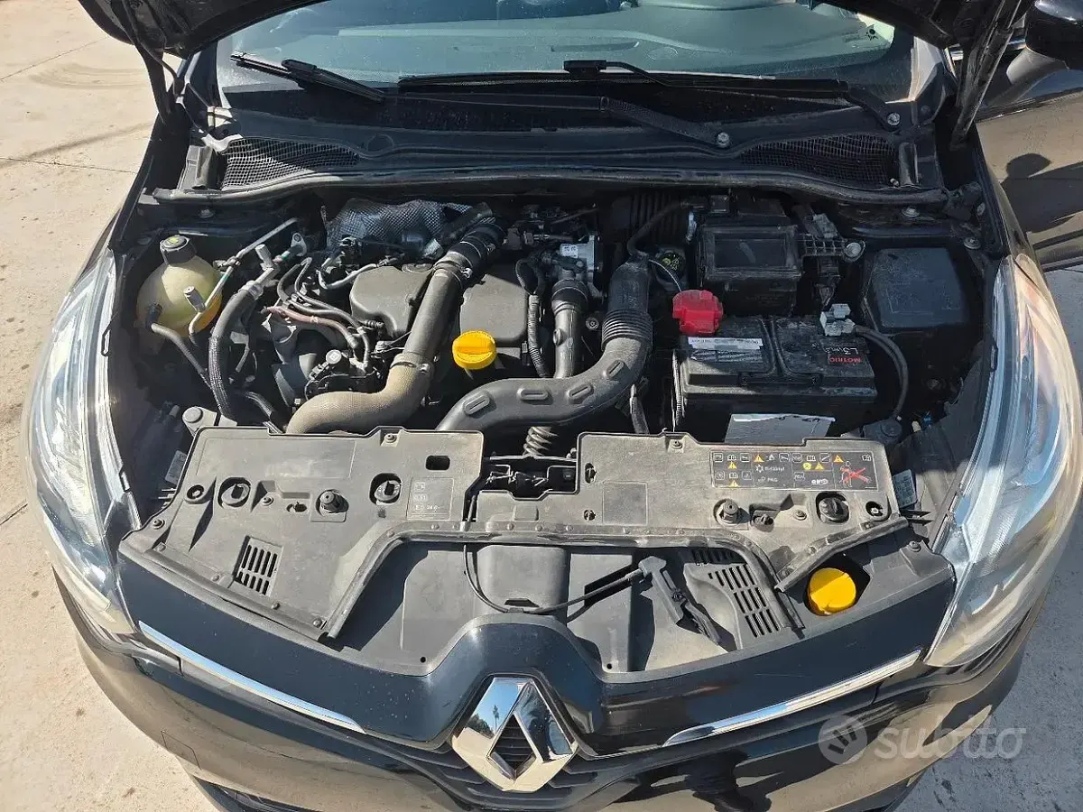 Usata Renault Clio IV Zen 90 CV (66 kW) 2019 Nero Berlina