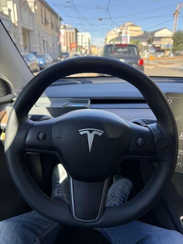 Usata Tesla Model Y 152 kW (208 CV) 2023 SUV