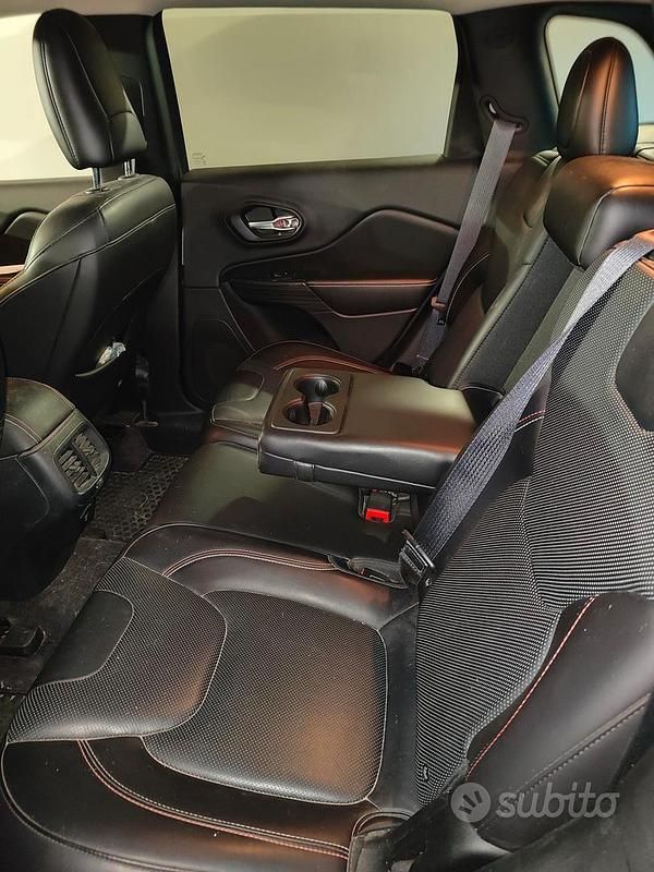 Occasion Jeep Cherokee 200 ch (147 kW) 2017 Vert SUV