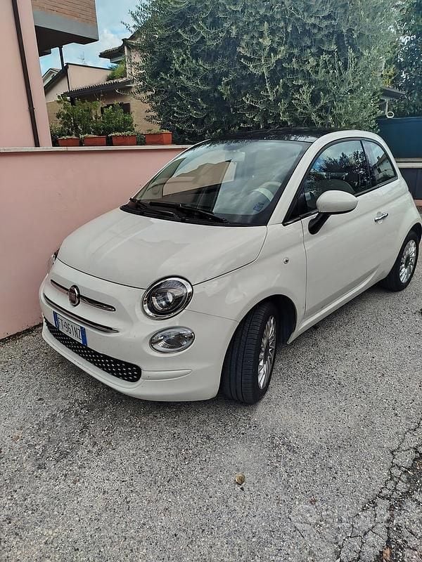 Bianco Usata 2019 Fiat 500 Due volumi | 12.000 € (Buon prezzo) - Immagine 1/4