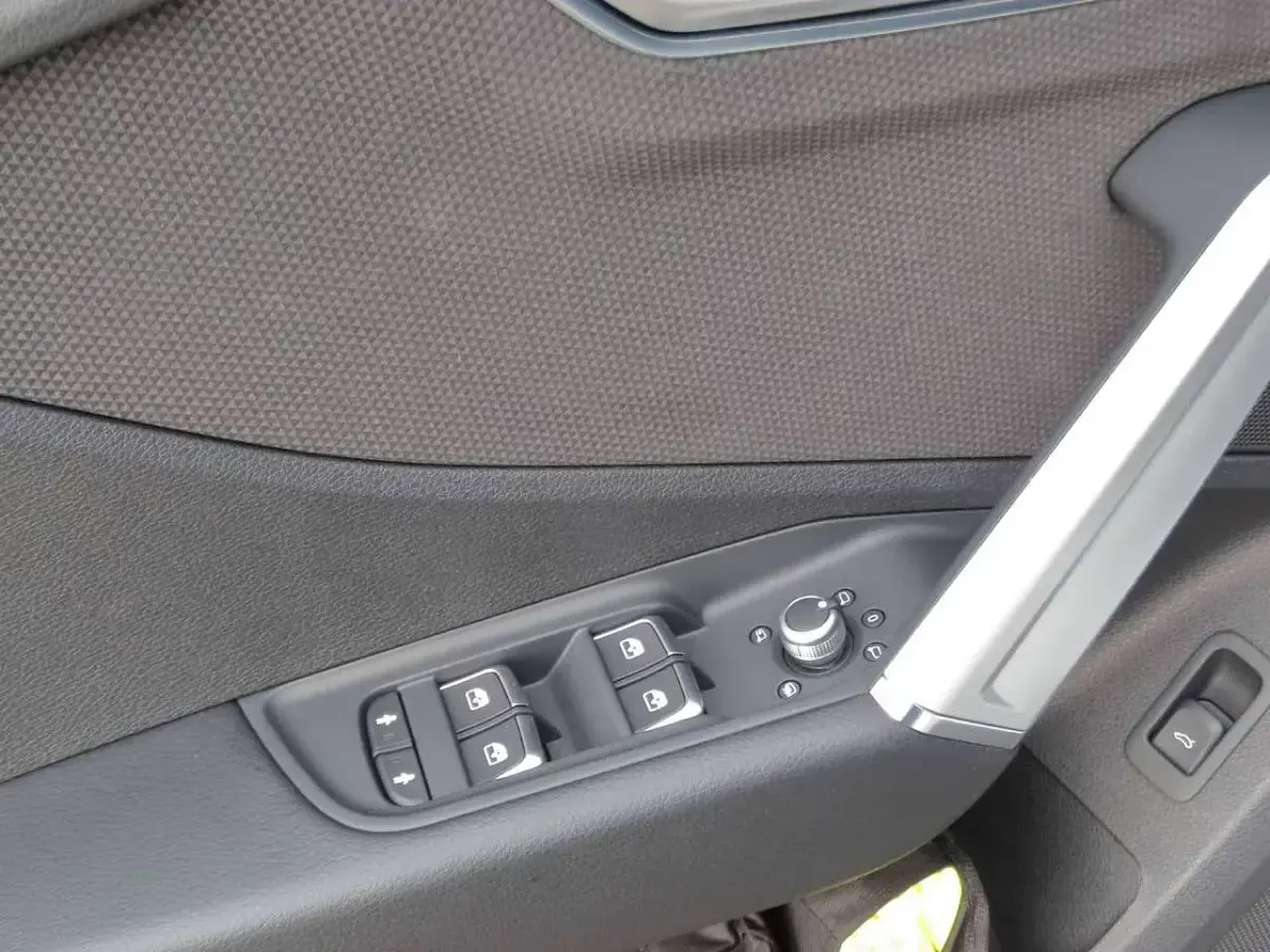 Nuova Audi Q2 S-Line 150 CV (110 kW) 2026 Nero SUV