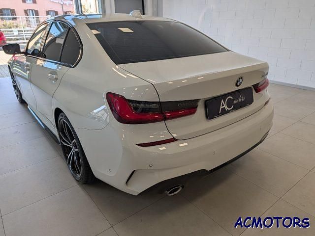 Begagnad BMW 320 M Sport 190 HK (139 kW) 2021 Vit Sedan