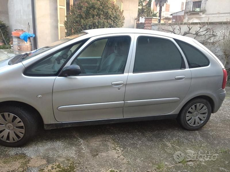 Usata Citroën Xsara 88 CV (64 kW) 2004 Grigio Monovolume