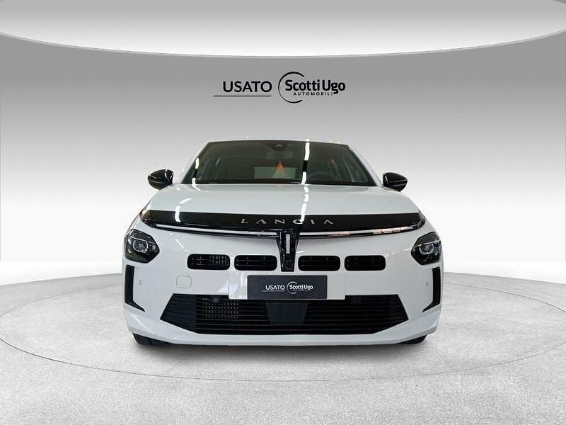 Usata Lancia Ypsilon 110 CV (80 kW) 2024 Other Utilitaria