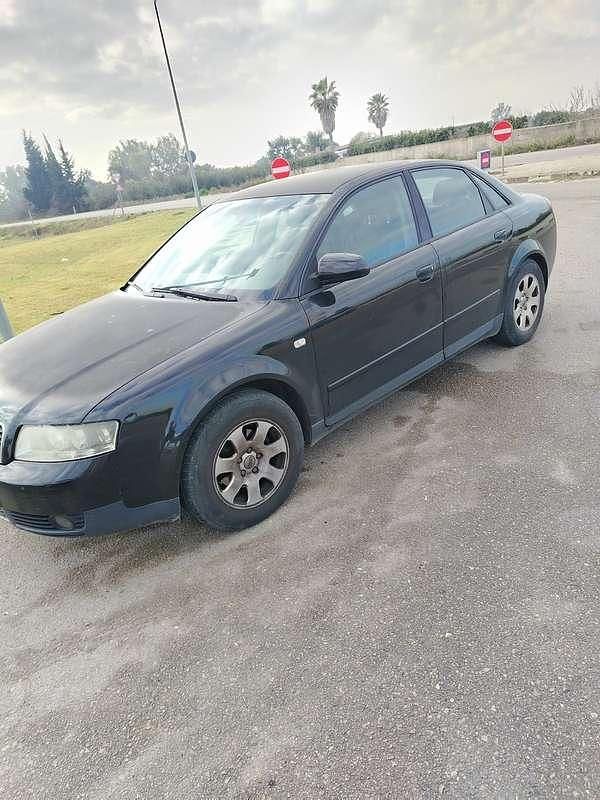 Usata Audi A4 Ambiente 101 CV (74 kW) 2004 Berlina