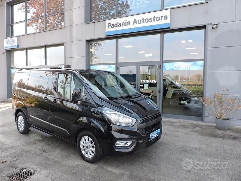 Usata Ford Tourneo Titanium 131 CV (96 kW) 2019 Nero Monovolume