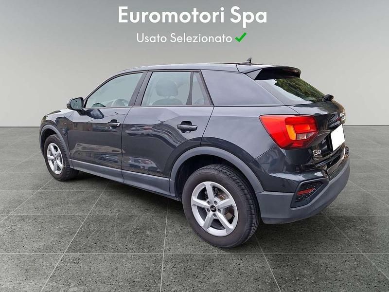 Usata Audi Q2 Business 116 CV (85 kW) 2022 Grigio SUV