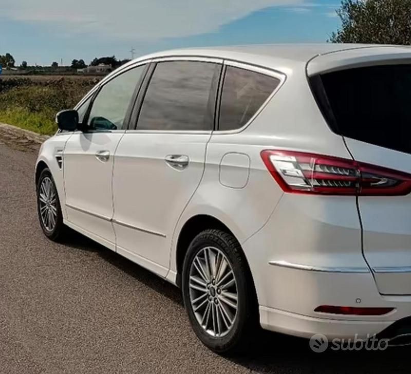Usata Ford S-MAX Vignale 179 CV (131 kW) 2017 Bianco Monovolume