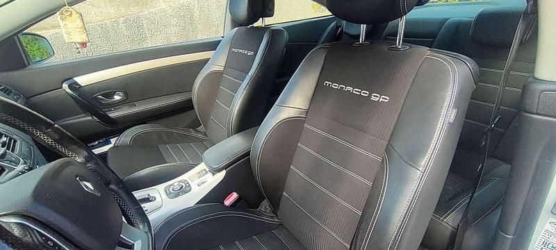 Usata Renault Laguna Coupé 173 CV (127 kW) 2012 Bianco Coupé