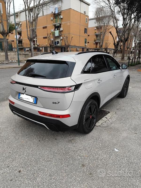 Usata DS Automobiles DS7 Crossback Performance 130 CV (95 kW) 2023 Grigio SUV