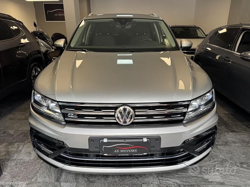 Usata VW Tiguan R-line 150 CV (110 kW) 2018 Grigio SUV