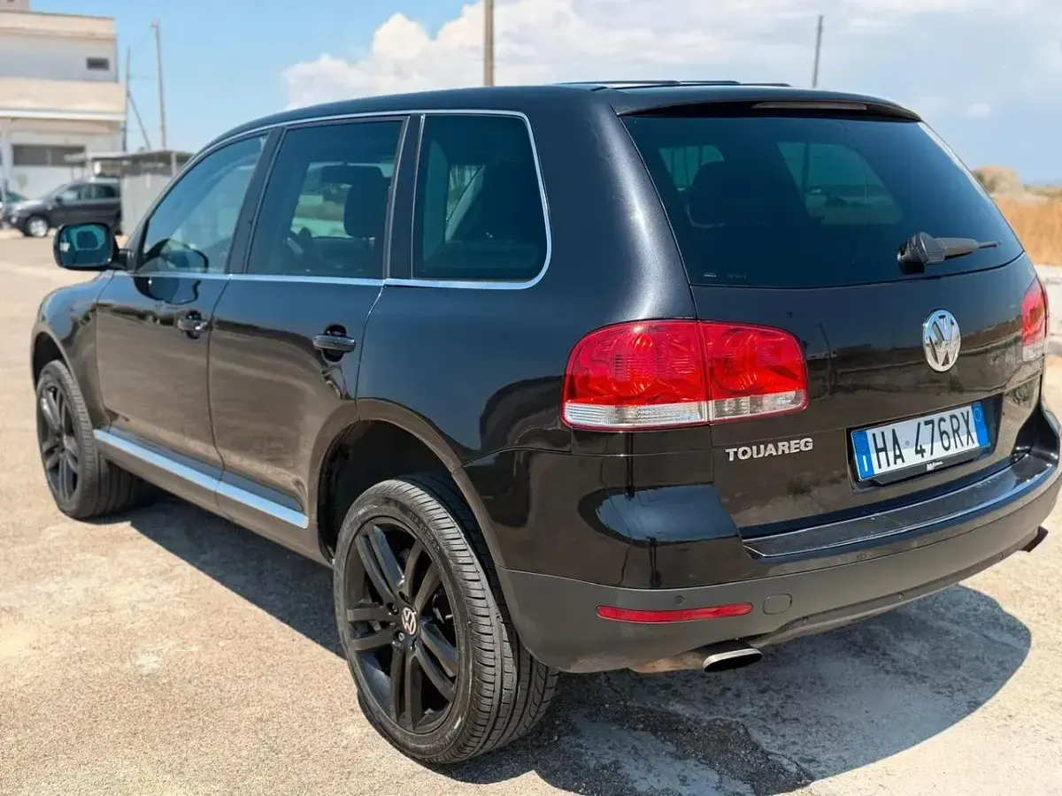 Usata VW Touareg 313 CV (230 kW) 2004 Nero SUV