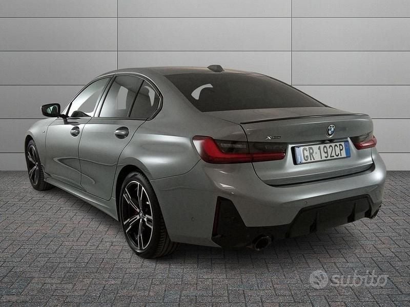 Usata BMW 320 Efficient Dynamics 190 CV (139 kW) 2023 Grigio Berlina