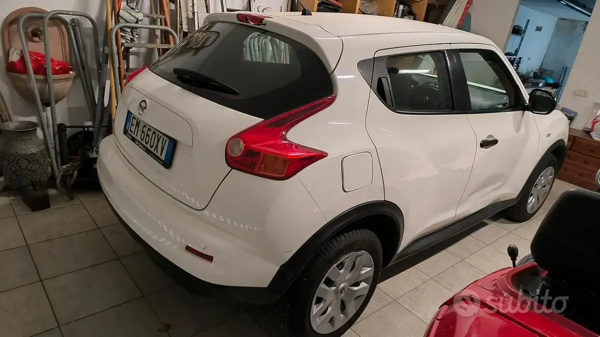Usata Nissan Juke 117 CV (86 kW) 2012 Bianco SUV
