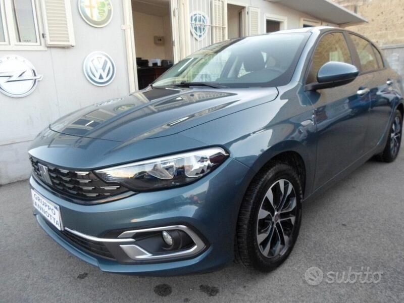 Usata Fiat Tipo 100 CV (73 kW) 2023 Grigio Berlina