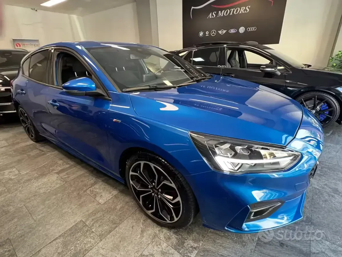 Usata Ford Focus ST-Line 125 CV (91 kW) 2019 Blu Berlina