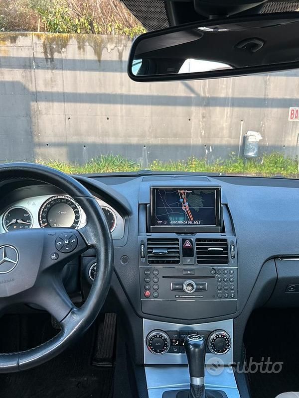 Usata Mercedes C220 Avantgarde 2008 Berlina