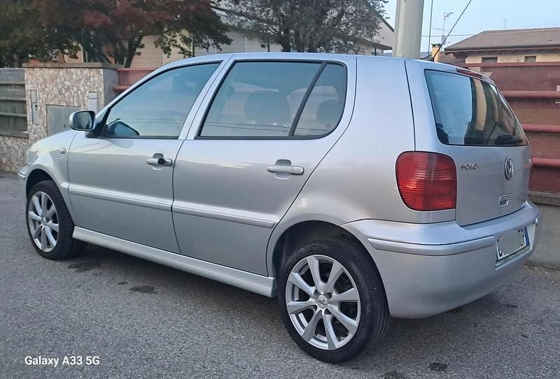 Gebraucht VW Polo 75 PS (55 kW) 2000 Grau Limousine