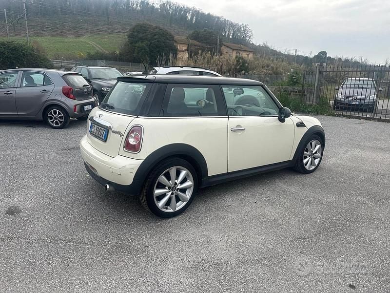 Usata Mini Cooper 112 CV (82 kW) 2013 Bianco Utilitaria