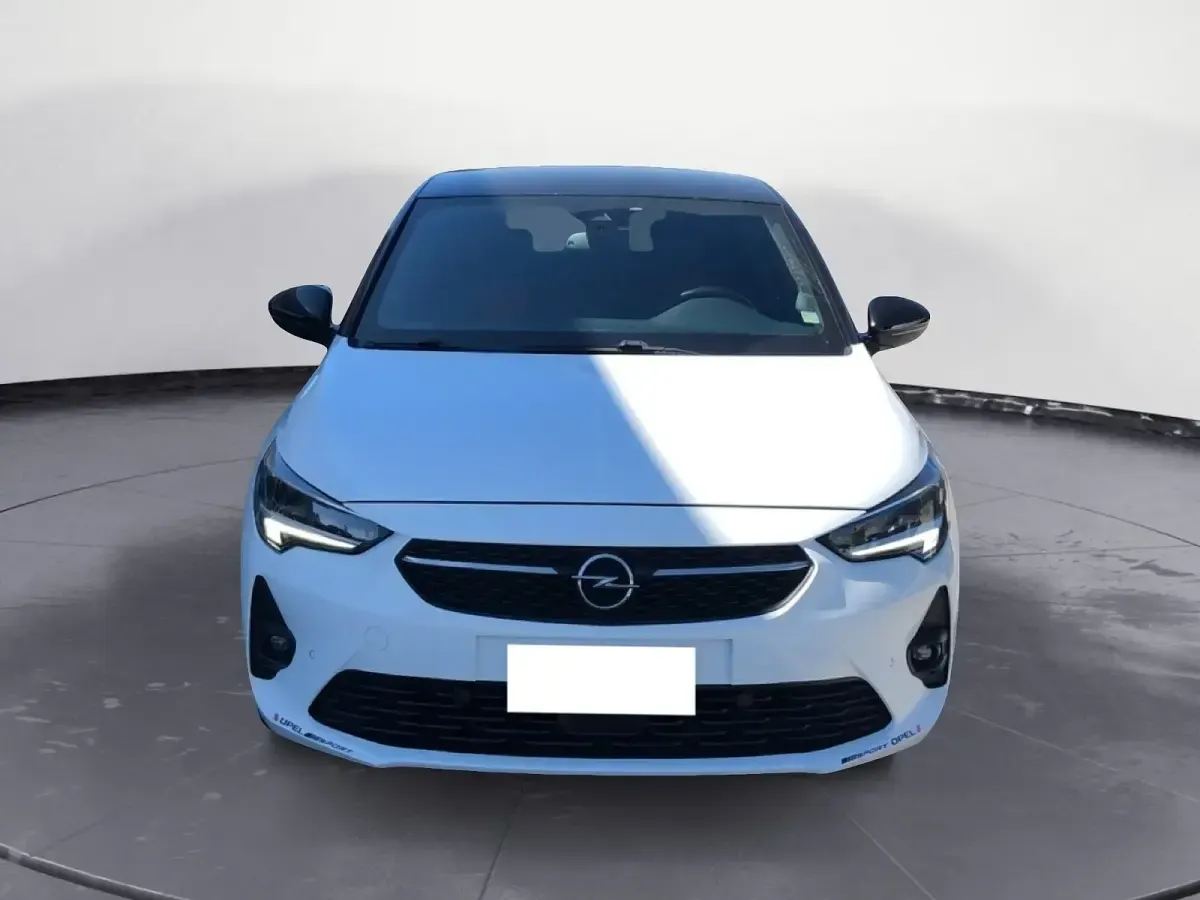 Usata Opel Corsa GS Line 131 CV (96 kW) 2021 Bianco Utilitaria