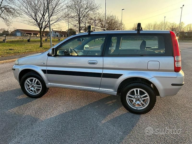 Usata Honda HR-V 105 CV (77 kW) 2002 SUV