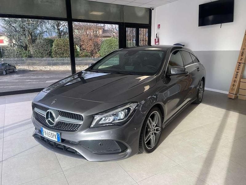 Grigio Usata 2018 Mercedes CLA200 Shooting Brake Premium Station wagon | 18.900 € (Ottimo prezzo) - Immagine 1/4