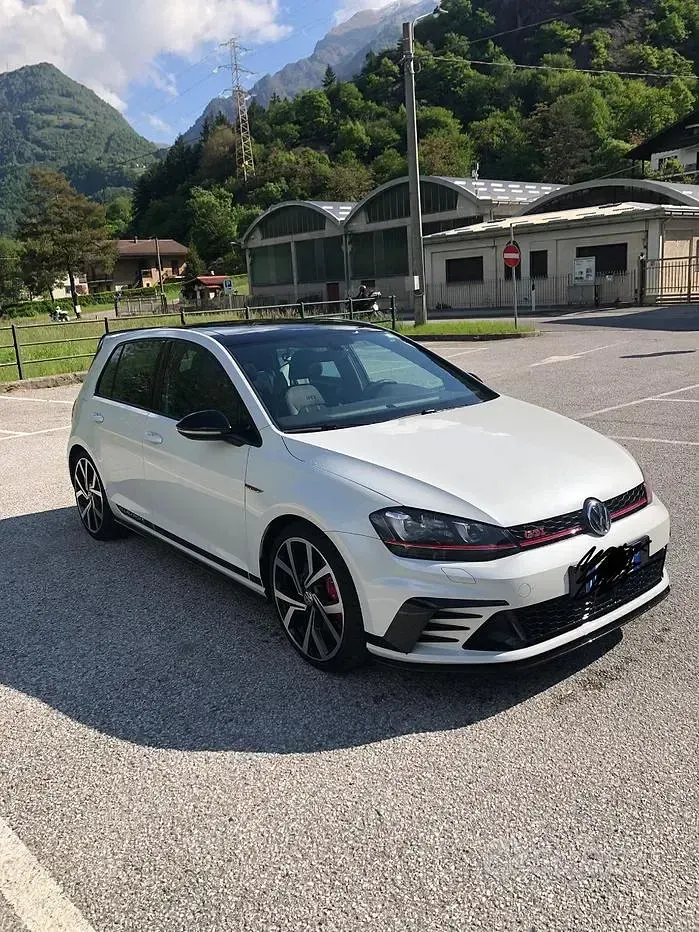 Usata VW Golf VII GTI Clubsport 265 CV (194 kW) 2017 Bianco Utilitaria