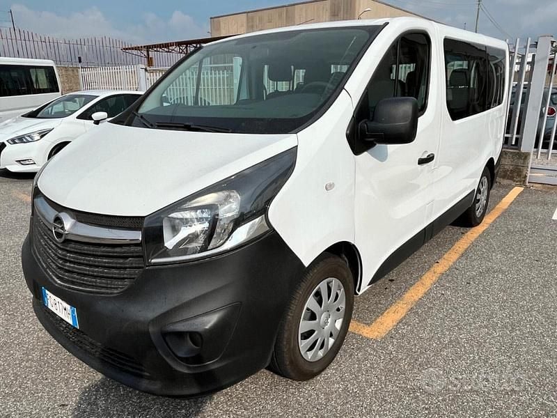 Usata Opel Vivaro S 125 CV (91 kW) 2016 Bianco Monovolume