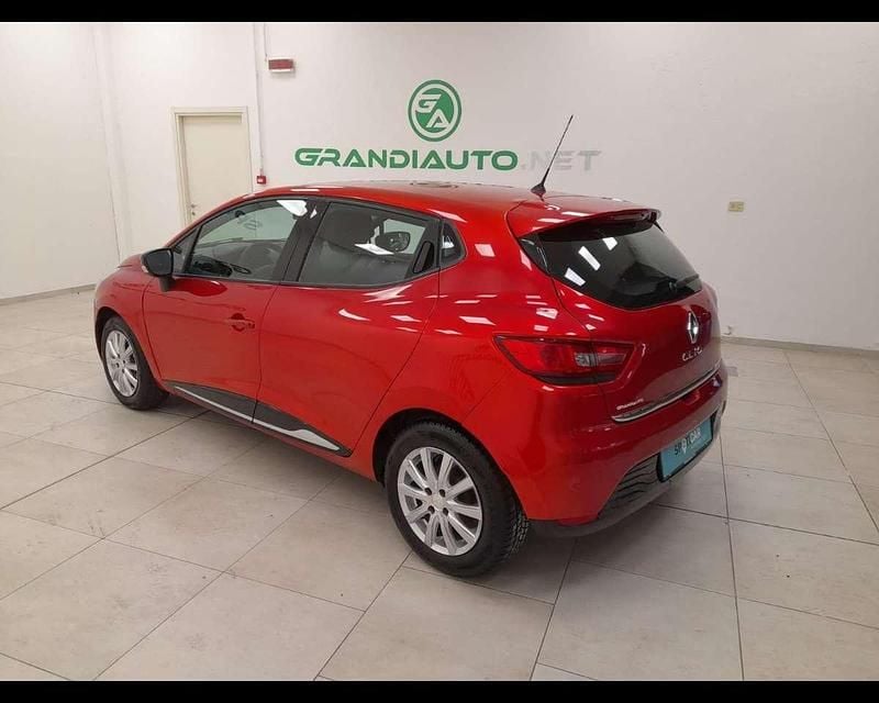 Usata Renault Clio IV 75 CV (55 kW) 2014 Rosso Utilitaria