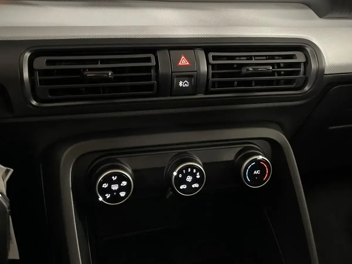 Nuova Citroën C3 Aircross PureTech 100 CV (73 kW) 2026 Bianco SUV