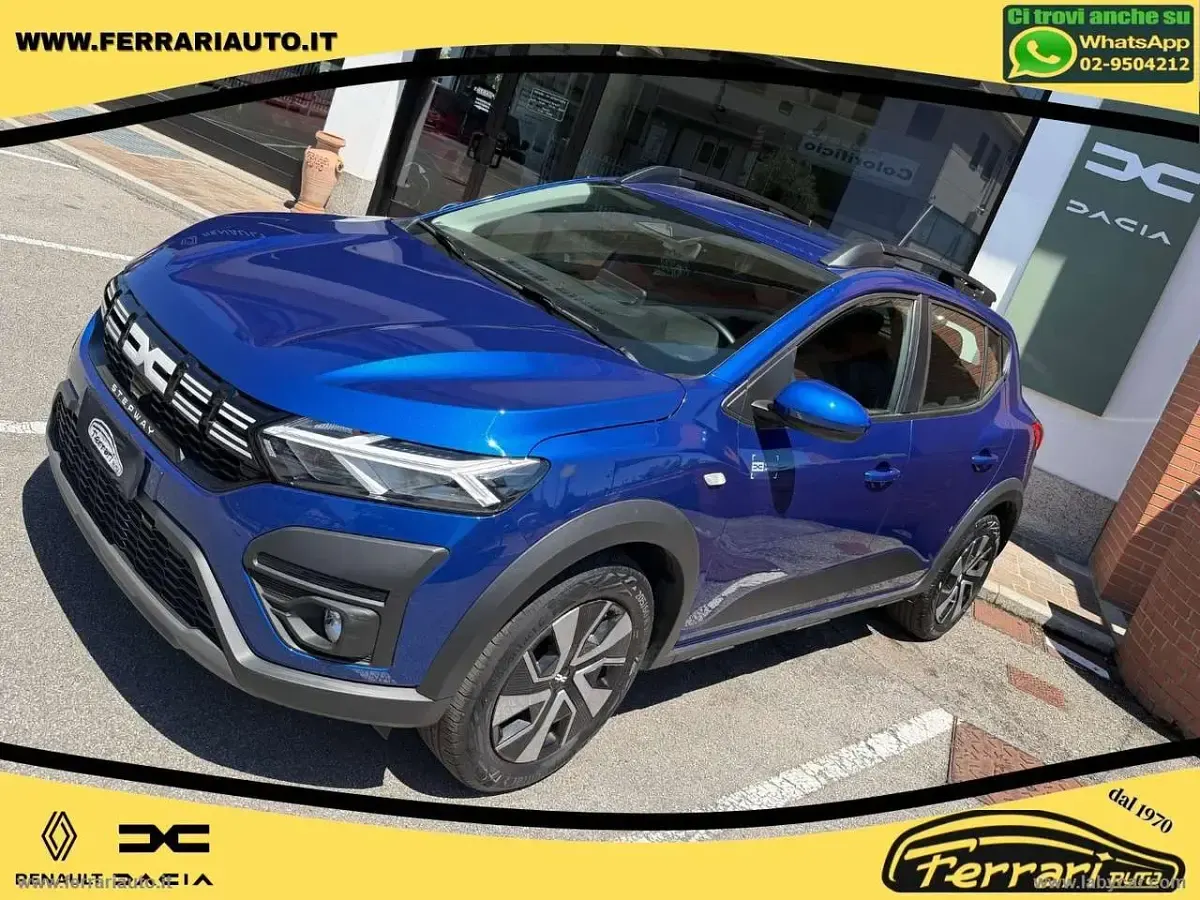 Usata Dacia Sandero Expression 101 CV (74 kW) 2025 Blu iron Berlina
