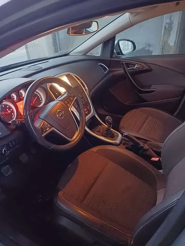 Usata Opel Astra Cosmo 110 CV (80 kW) 2015 Other Berlina