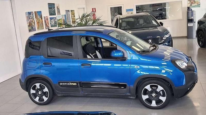 Gebraucht Fiat Panda Cross Cross 69 PS (50 kW) 2025 Blau Kleinwagen