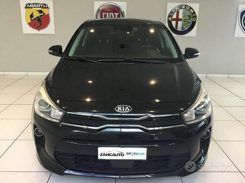 Usata Kia Rio 90 CV (66 kW) 2017 Other Berlina