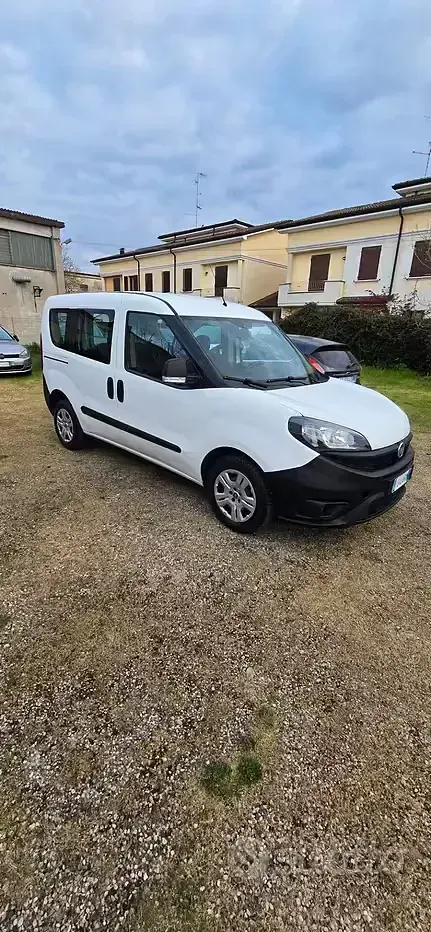 Usata Fiat Doblò 95 CV (69 kW) 2018 Bianco Monovolume