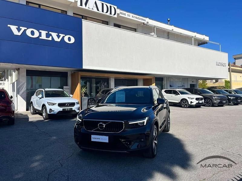 Usata Volvo XC40 Core 163 CV (119 kW) 2025 Nero SUV