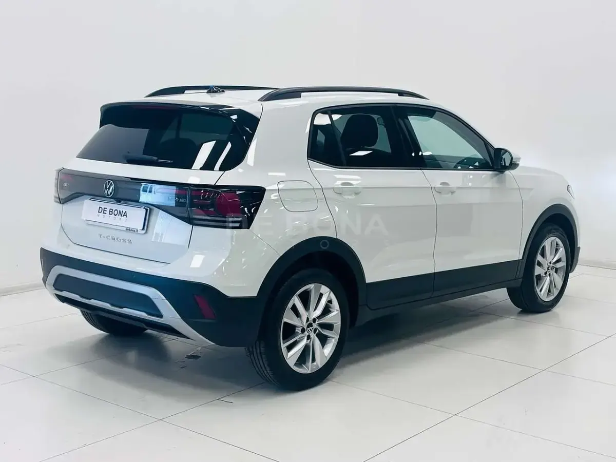 Nuova VW T-Cross Edition 95 CV (69 kW) 2026 Pure white SUV