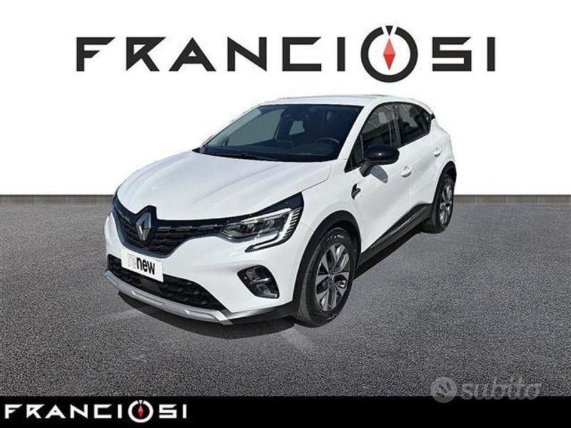 Usata Renault Captur Intens 160 CV (117 kW) 2021 Bianco SUV