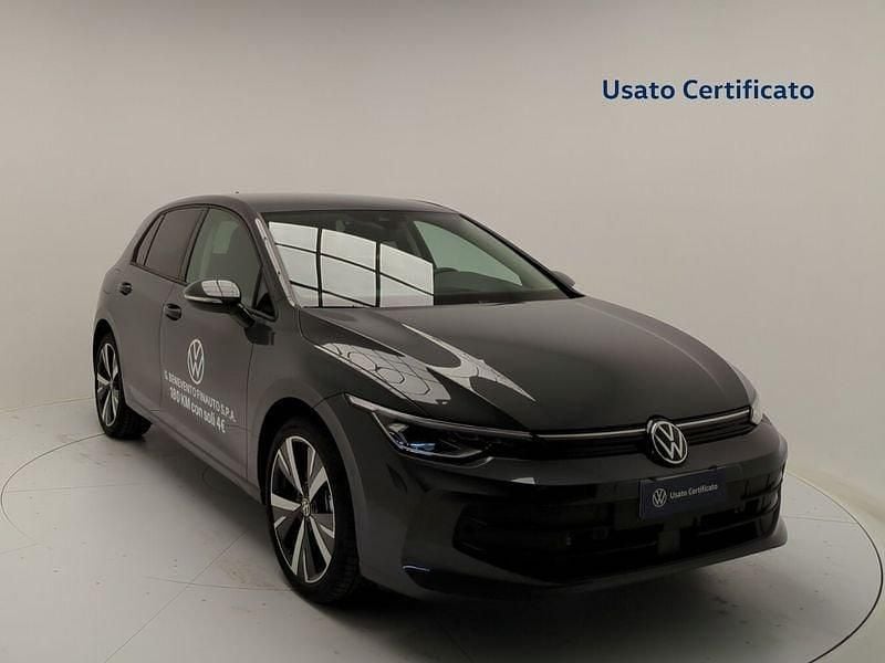 Usata VW Golf VIII Edition 204 CV (150 kW) 2025 Dolphin grey Utilitaria