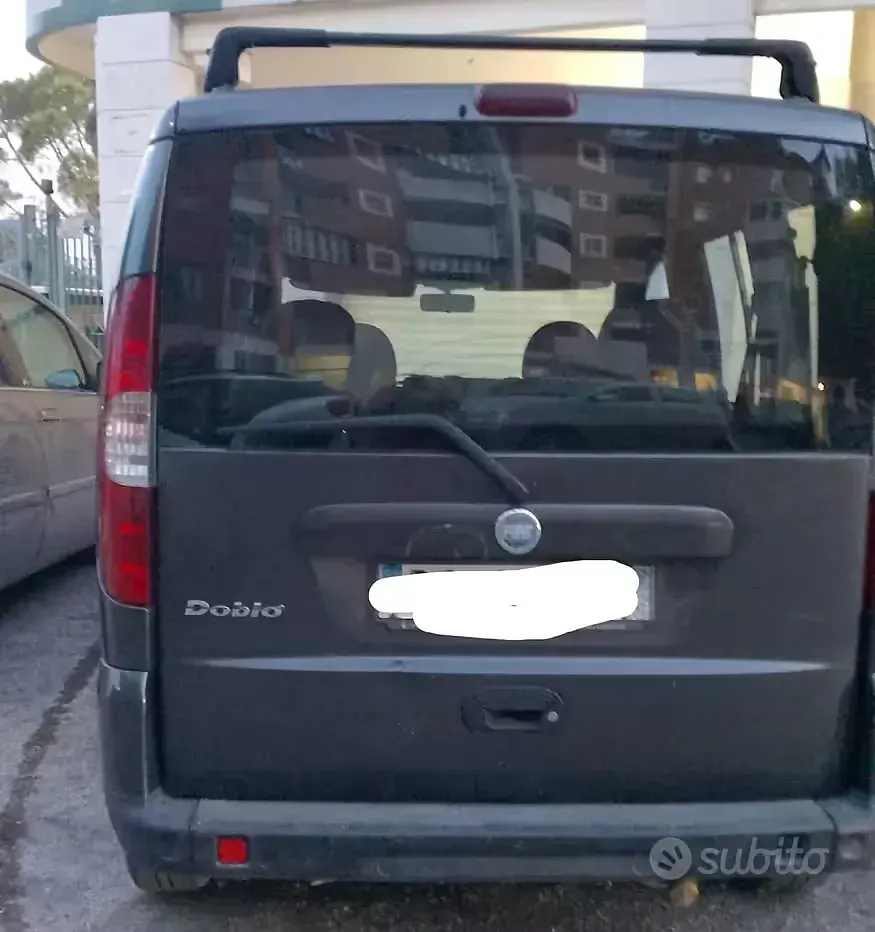 Usata Fiat Doblò 120 CV (88 kW) 2007 Marrone Monovolume