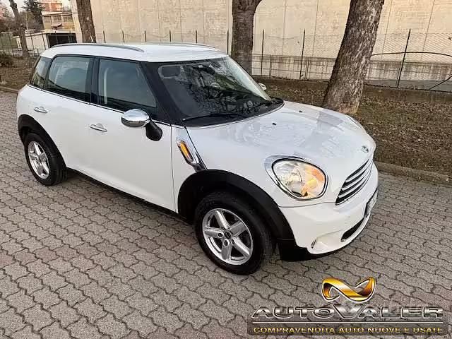 Usata Mini One Countryman 97 CV (71 kW) 2011 Bianco SUV