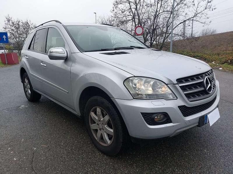 Usata Mercedes ML320 Premium 224 CV (164 kW) 2009 Argento SUV