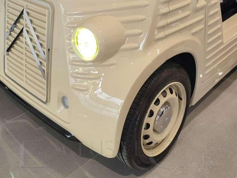 Nuova Citroën AMI 2025 Beige Berlina