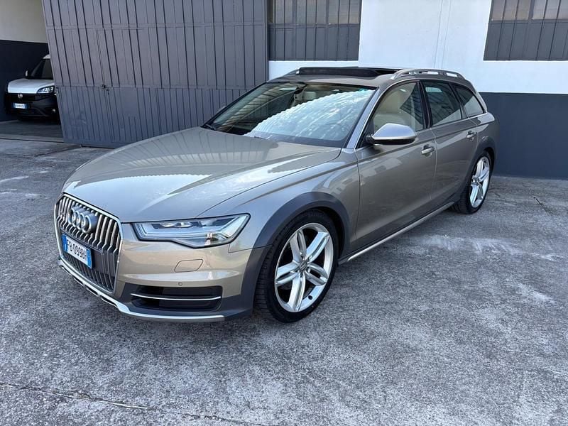 Oro Usata 2015 Audi A6 Allroad Station wagon | 13.500 € (Buon prezzo) - Immagine 1/4