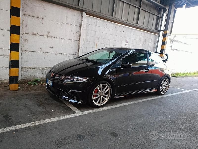 Usata Honda Civic Type R 201 CV (147 kW) 2008 Marrone Berlina