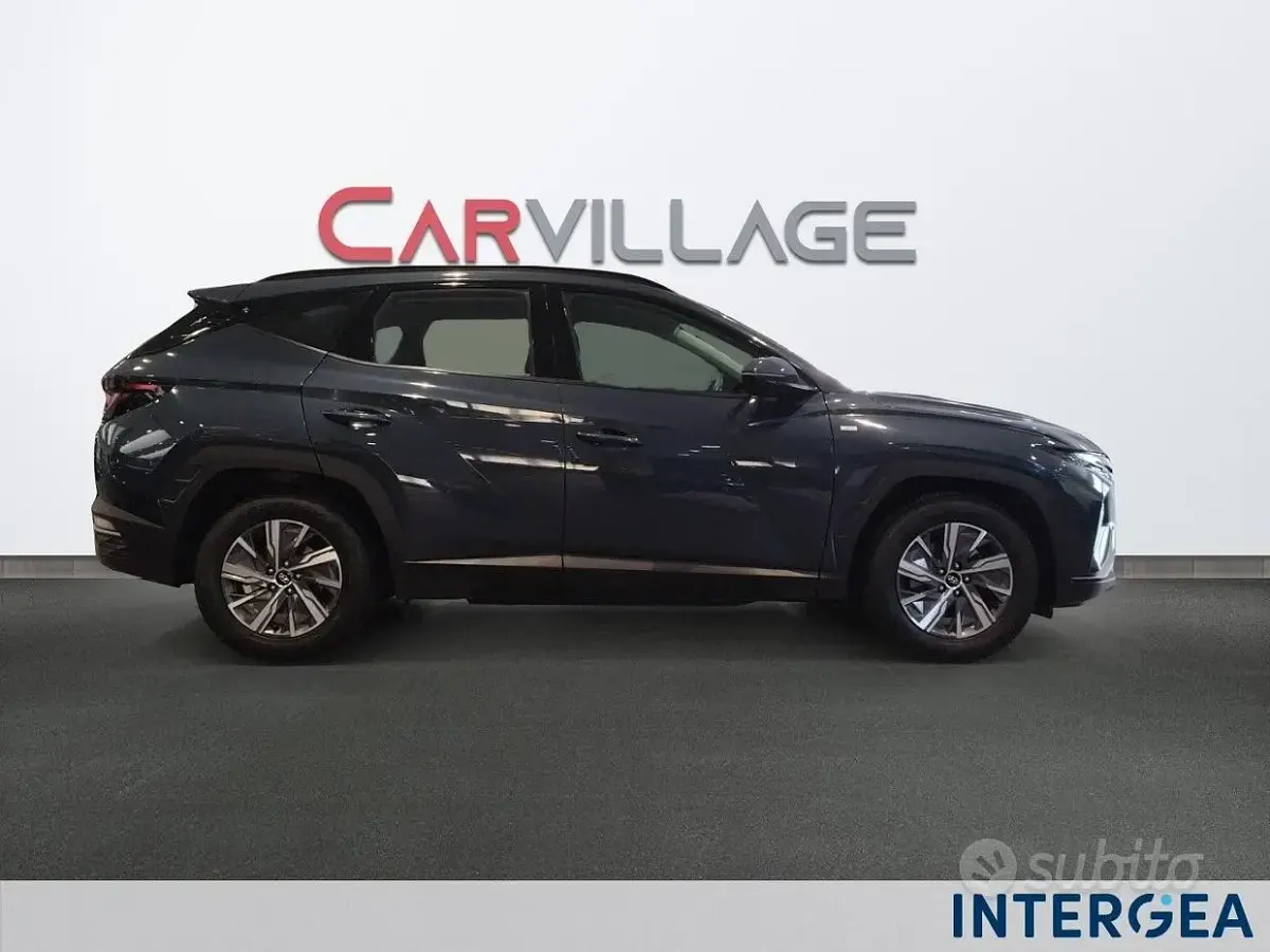 Usata Hyundai Tucson 150 CV (110 kW) 2022 Bluazzurro SUV