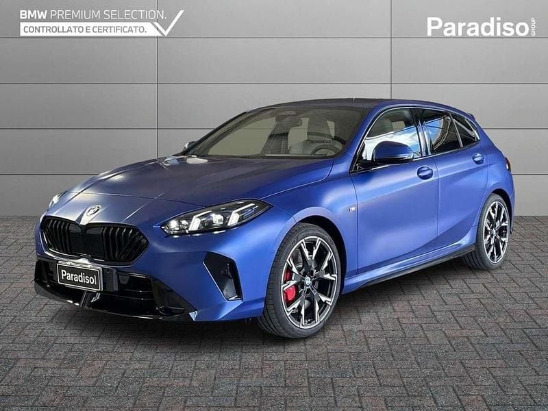 Blu Nuova 2025 BMW 120 M Sport Due volumi | 41.900 € - Immagine 1/4