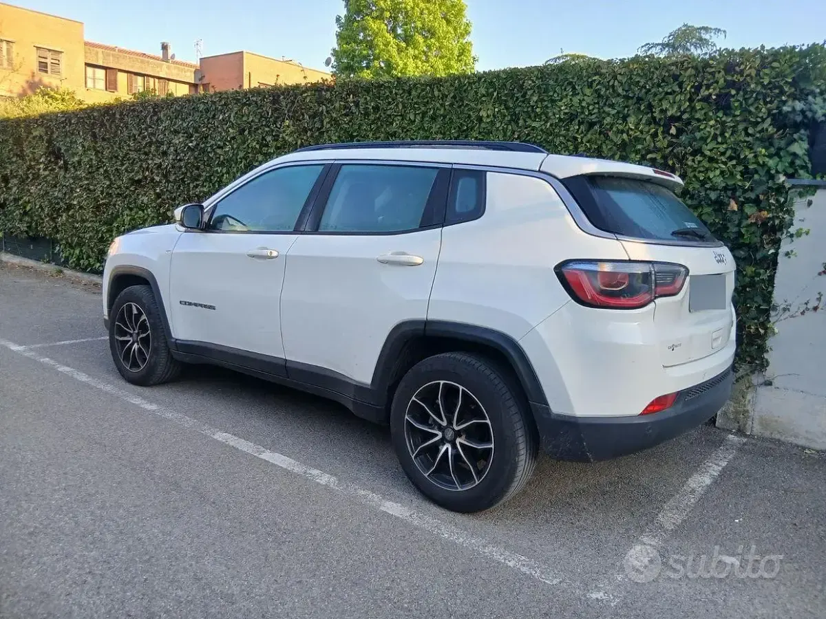 Occasion Jeep Compass 120 ch (88 kW) 2018 Blanc SUV