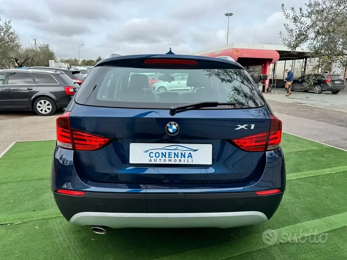 Usata BMW X1 177 CV (130 kW) 2010 Blu SUV